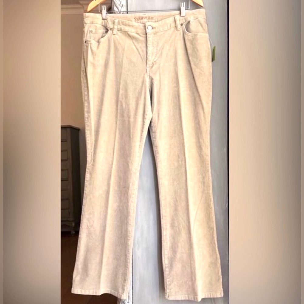St. John's Bay Pants Sz 14 Beige Mid-Rise Boot Cut Corduroy Stretch Cotton